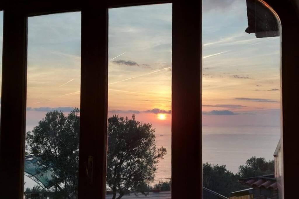 마사루브렌세 Sun & Relax, Relaxing Location With Seaview 빌라 외부 사진