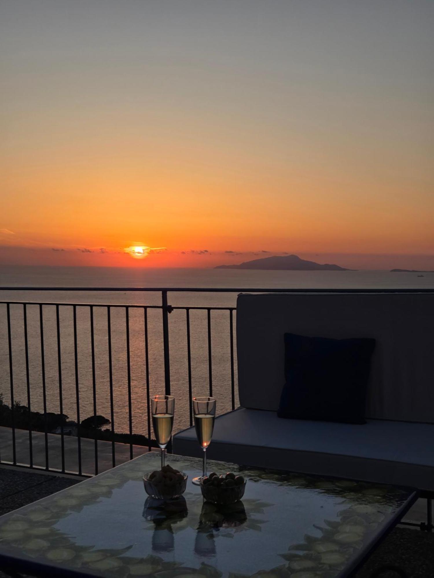 마사루브렌세 Sun & Relax, Relaxing Location With Seaview 빌라 외부 사진